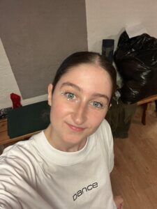 This picture shows a selfie of teacher Ludivine